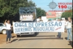 ARIQUEMES: Professores realizam mais uma eata reivindicando seus direitos