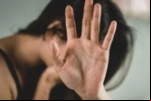 RECLAMOU: Mulher descobre que namorado tem amantes e ainda apanha por questionar
